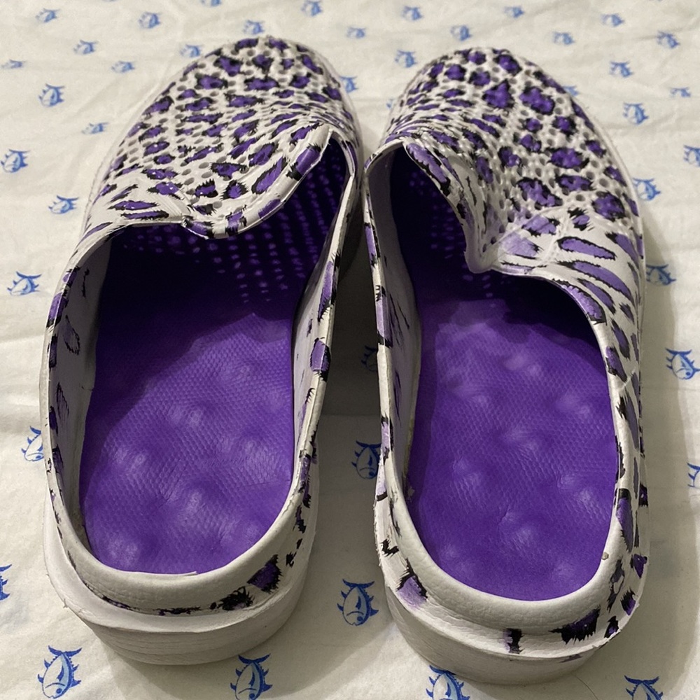 Rubber slip on shoe. Size 8 (38) - Picture 3 of 5